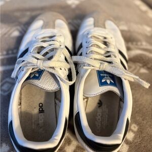Adidas Sambas